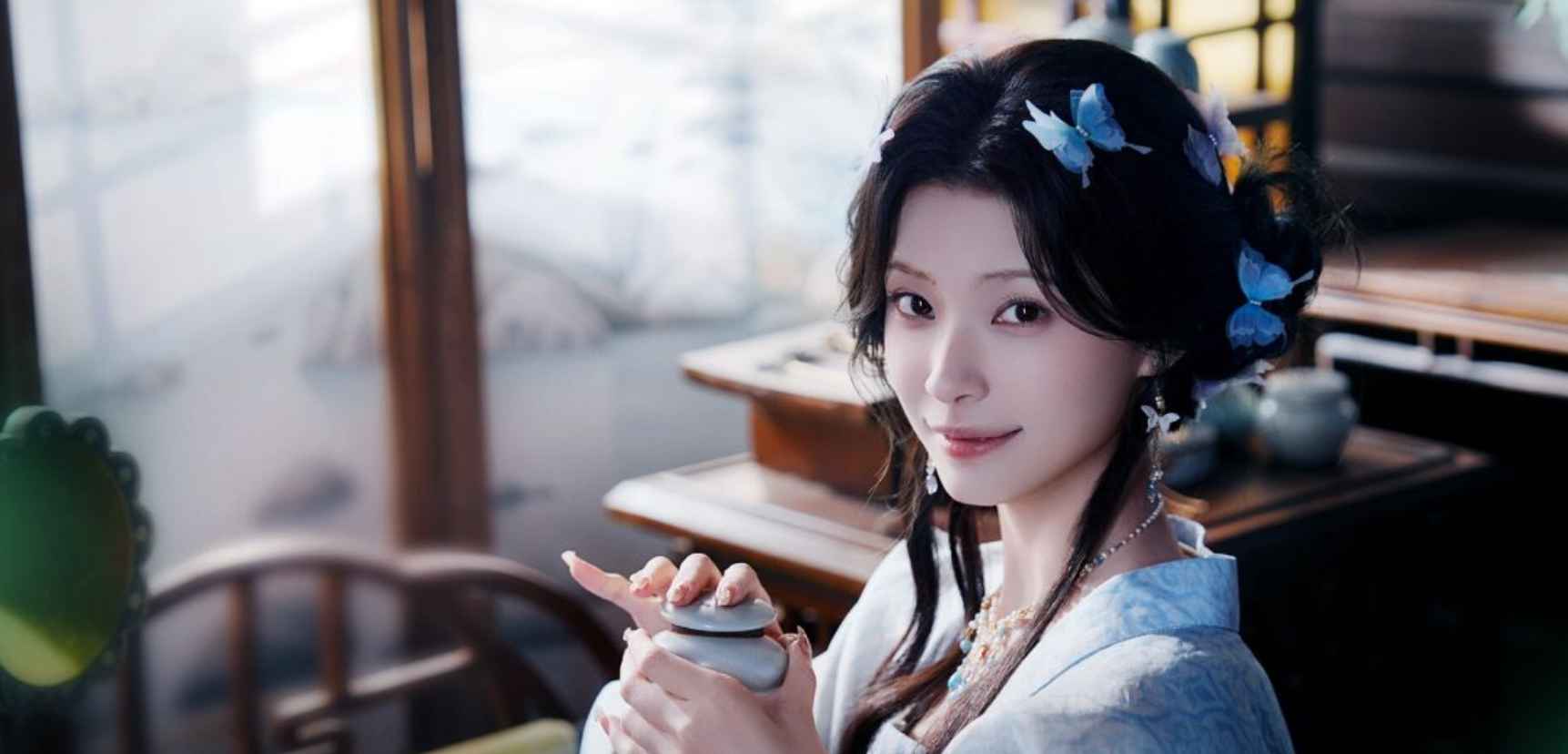 完蛋，我被美女包围了2  第1张